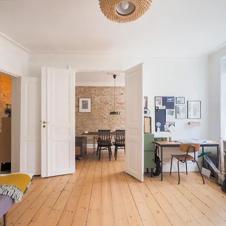 Authentic Danish In Trendy Vesterbro Apartment *