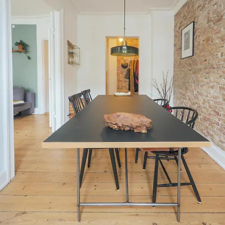 Authentic Danish In Trendy Vesterbro Apartment Copenhagen